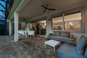 Fab Villa Near Disney with Gamer BR, Theater & Arcade